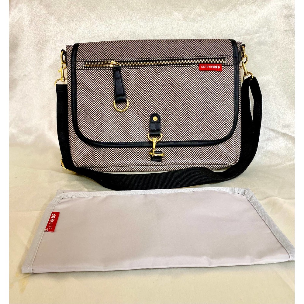 Like New Skip&Hop Small Diaper Bag